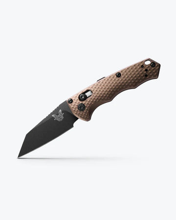 BENCHMADE- Auto Immunity Knife in Flat Dark Earth Aluminum Wharncliffe